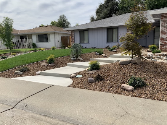 front yard landscaping